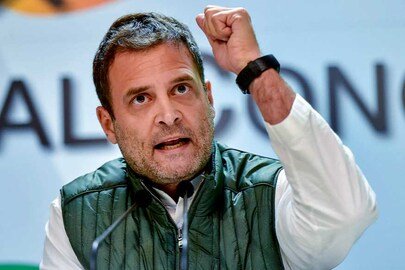 ಸೇನಾ ಹತ್ಯಾಕಾಂಡ: ಹುತಾತ್ಮ ಯೋಧರ ಕುರಿತು ನನಗಾದ ನೋವು ಪದಗಳಲ್ಲಿ ಹೇಳಲು ಸಾಧ್ಯವಿಲ್ಲ - ರಾಹುಲ್ ಗಾಂಧಿ |