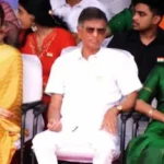 Trisha-Vijay: ತ್ರಿವರ್ಣದಲ್ಲಿ ರೆಡಿಯಾಗಿ ಬಂದ ವಿಜಯ್ ಅಪ್ಪ-ಅಮ್ಮ-ತ್ರಿಶಾ | Trisha vijay parents sa chandrashekhar and shobha seen in tricolor | | ACTPnews