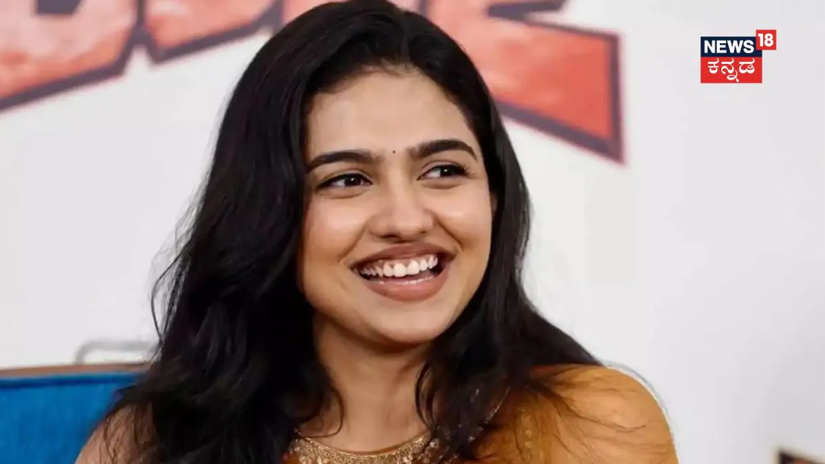 Mamitha Baiju: ಮಮಿತಾ ಬೈಜು ಹೆಸರಿನಲ್ಲಿ ಅಪರೂಪದ ದಾಖಲೆ; ಮೋಹನ್ ಲಾಲ್ ಬಳಿಕ ಈ ಸಾಧನೆ ಮಾಡಿದ ನಟಿ! |